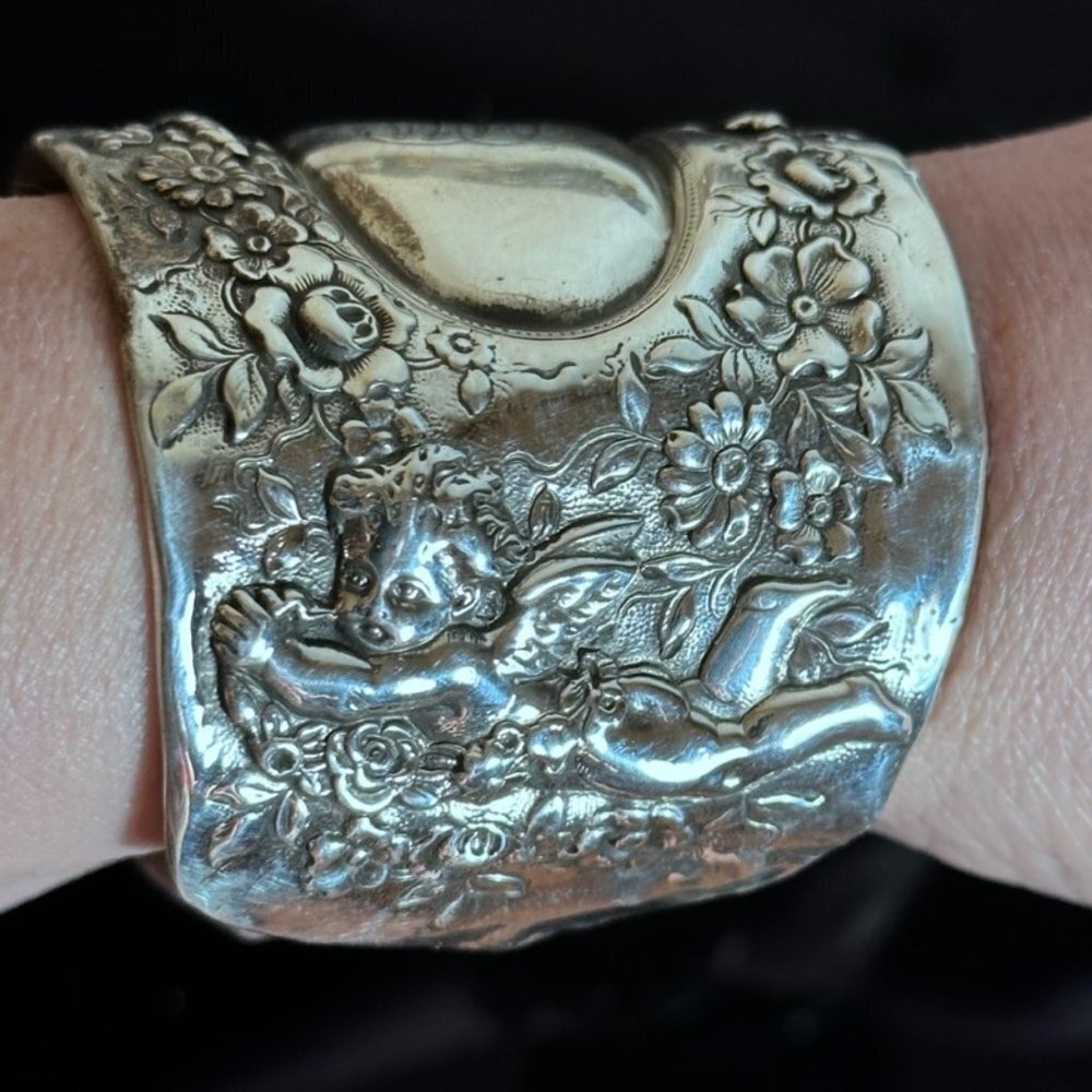Antique Tiffany Circa 1800 Sterling Silver Cuff Bracelet 925 Wide Cherub